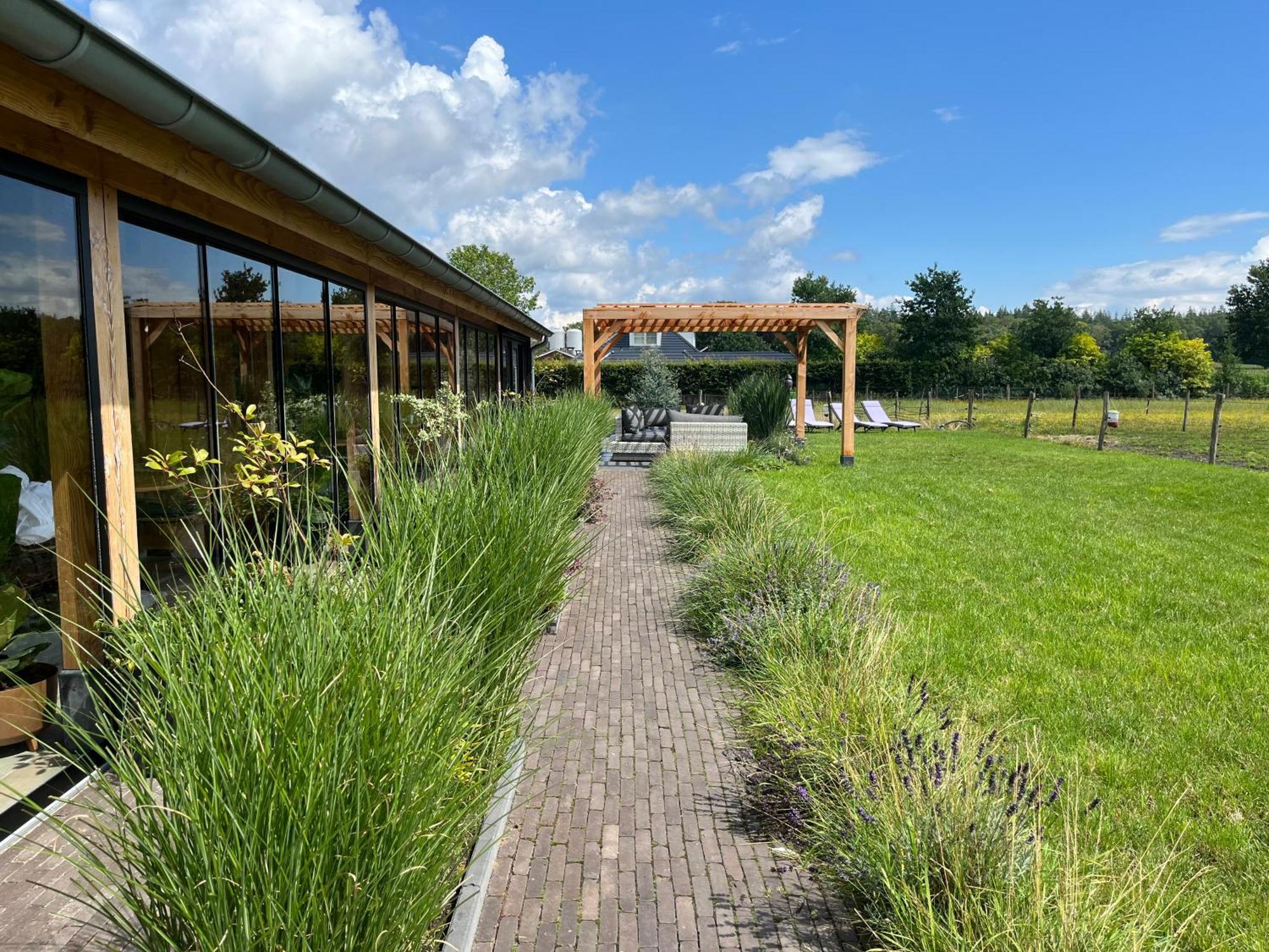 'T Heidepaleis Bed and Breakfast Garderen Exteriör bild