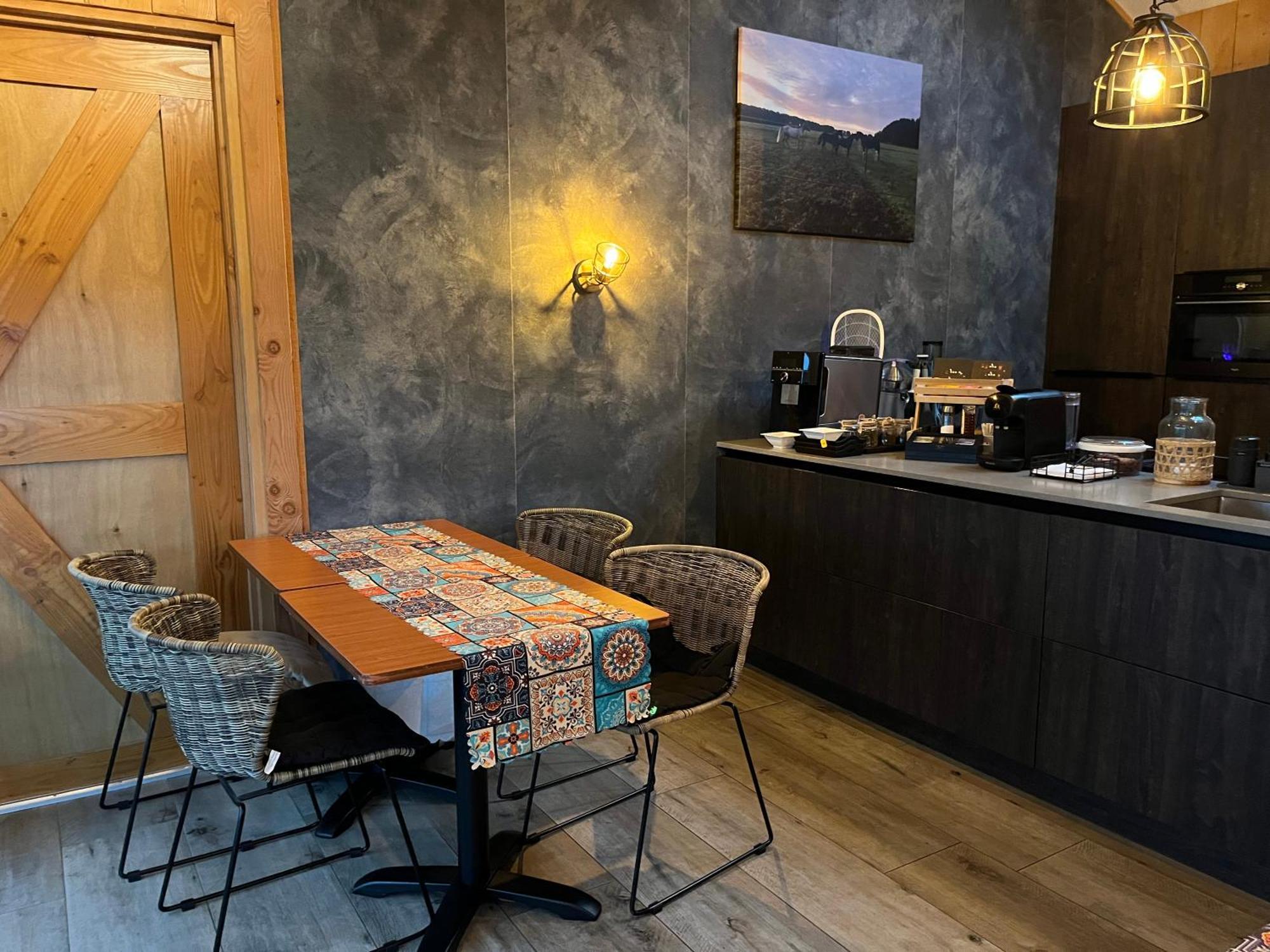 'T Heidepaleis Bed and Breakfast Garderen Exteriör bild
