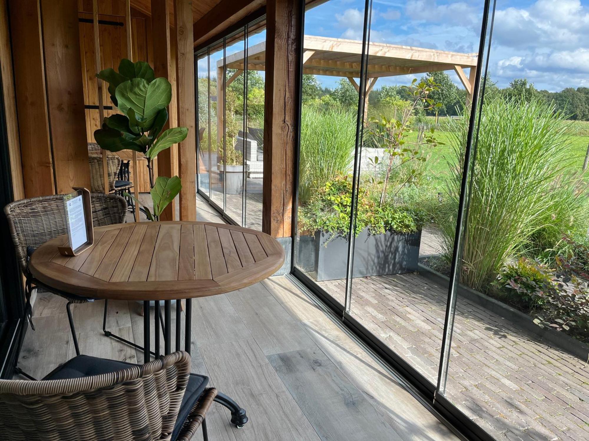 'T Heidepaleis Bed and Breakfast Garderen Exteriör bild